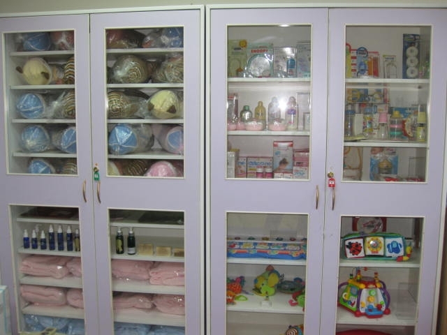 嬰兒照護室 (B303)：嬰兒模組相關課程 托育服務 家庭托育課程使用